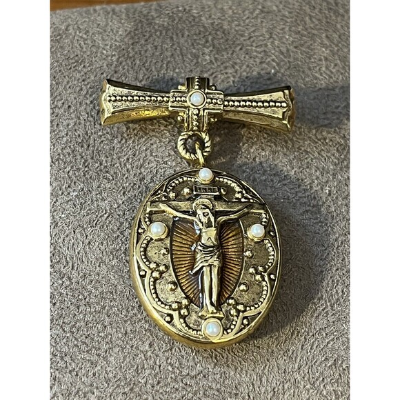 Vatican Library Goldtone Bar Pin With Oval Crucifix Locket, Signed - Picture 1 of 8